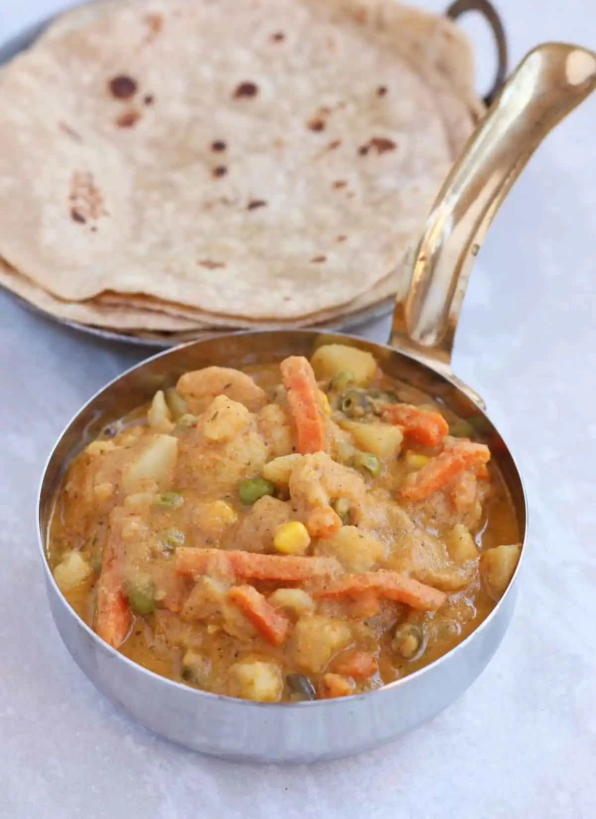 Mix vegetable Jaipuri curry in a bowl.
