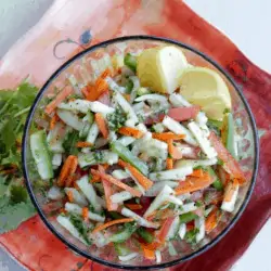 Kachumber – Simple Mixed Vegetable Salad in a Bowl