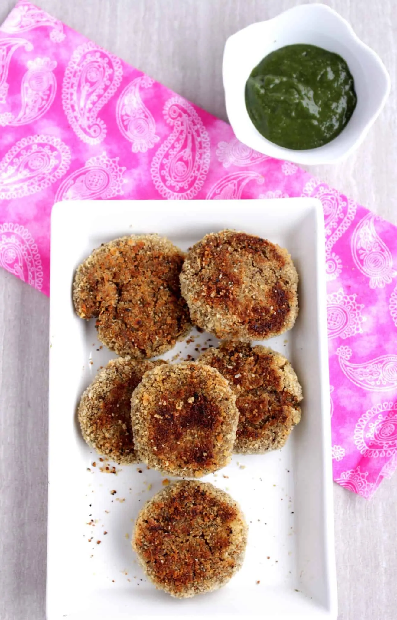 Baked Quinoa Vegetable Cutlet  served with chutney