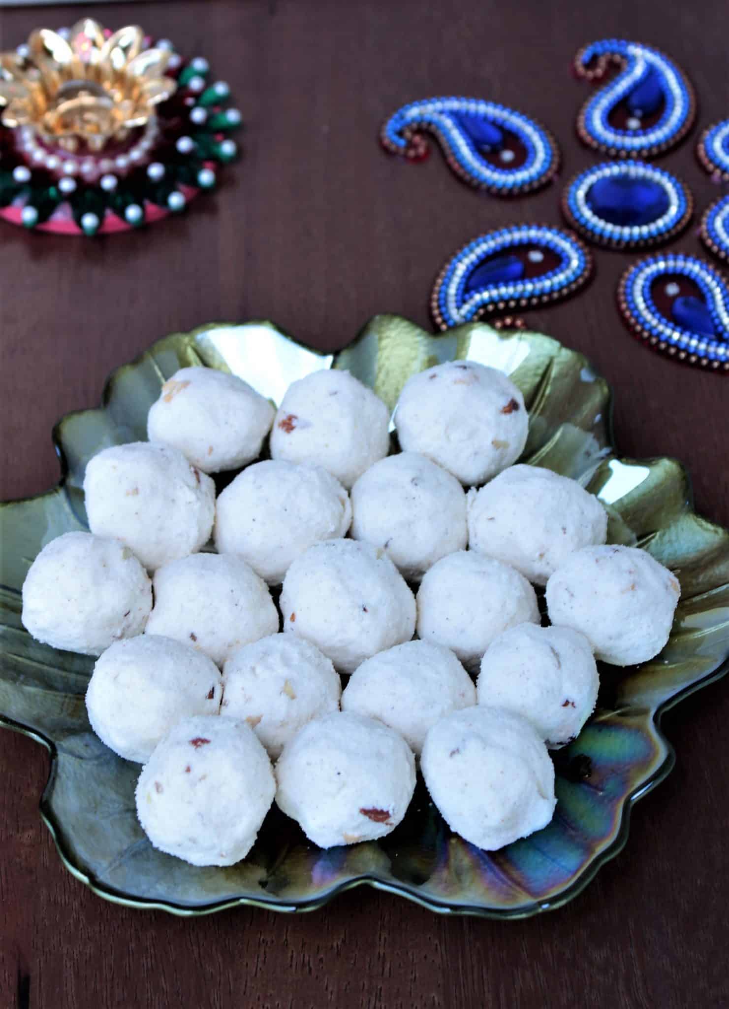 How to make Diwali special Rava Urundai.