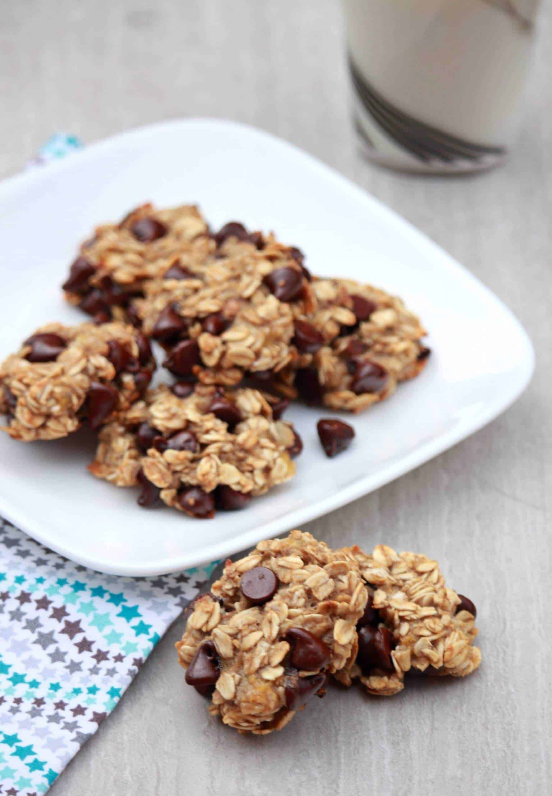 3 Ingredient Banana Oatmeal Chocolate Chip Cookies