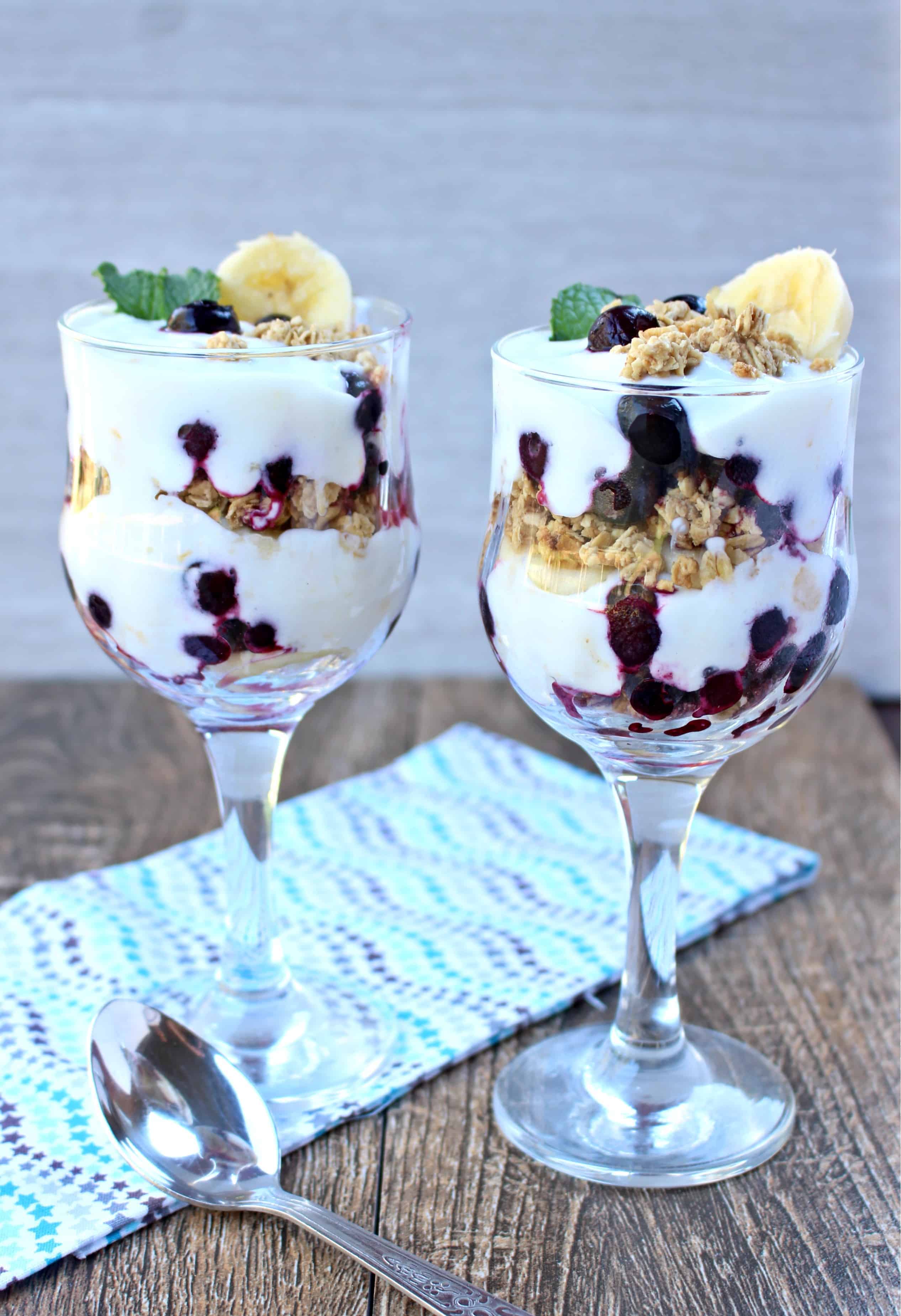 Yogurt Blueberry Banana Granola Parfait - My Cooking Journey