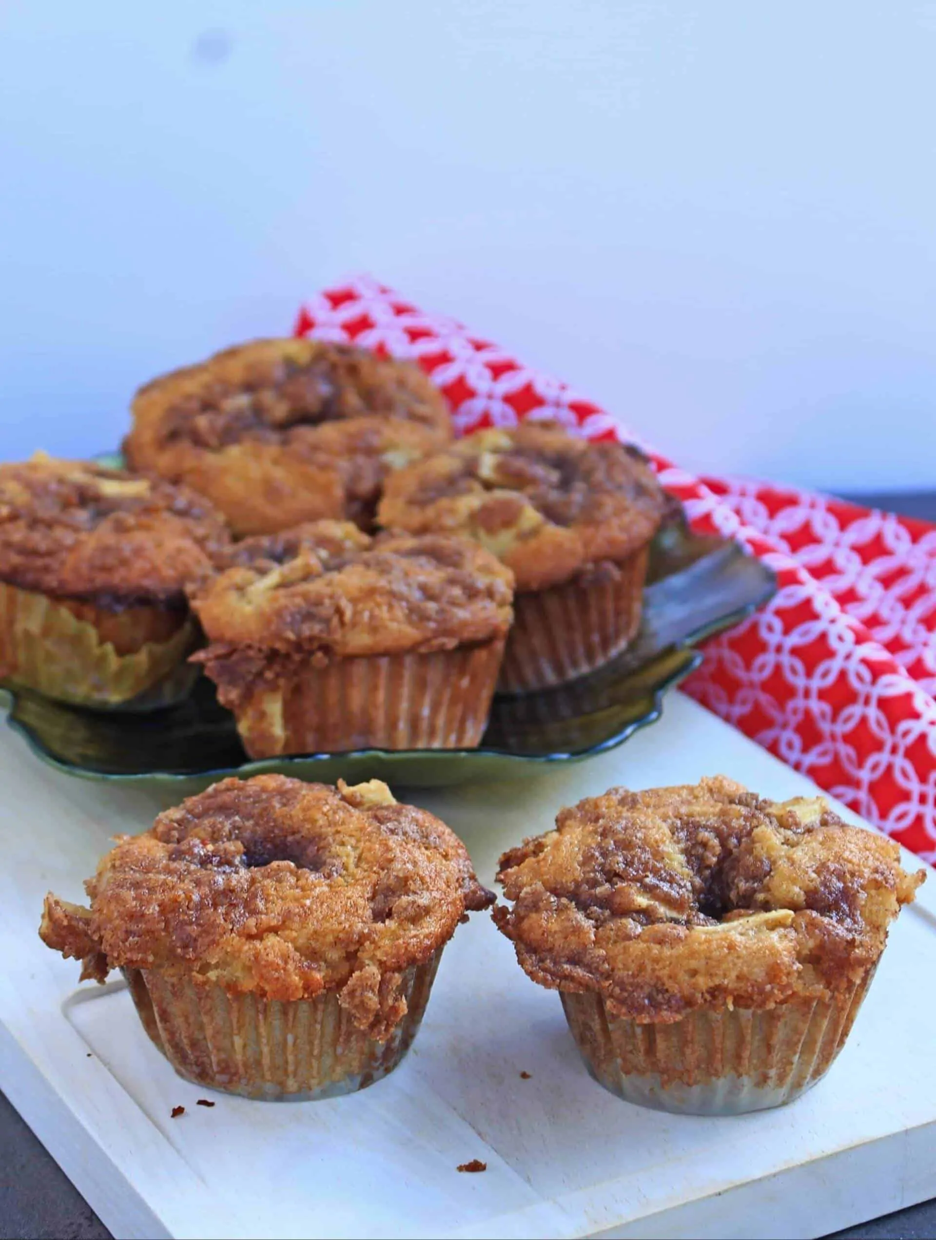 How to make Apple Muffins with Cinnamon Apple Crumb.