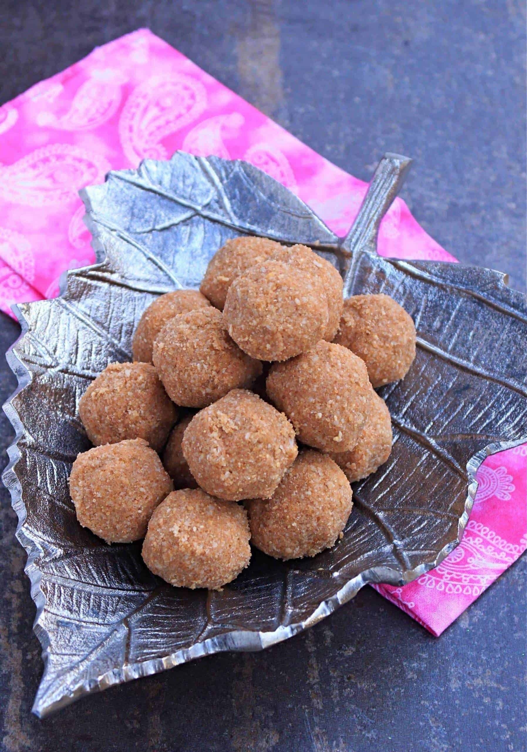 Andi Unda | Kerala Style Cashew Rice Ball