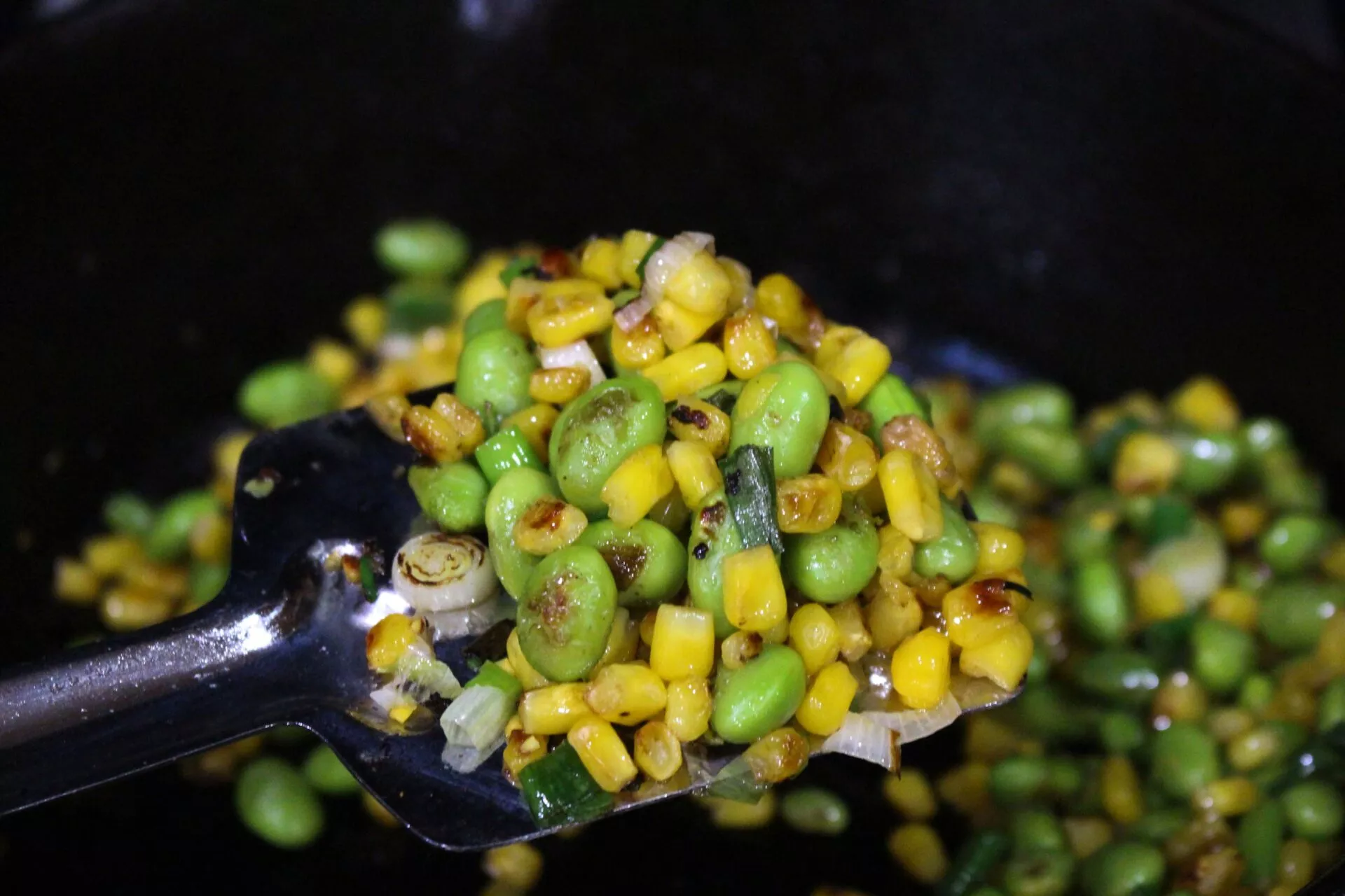 Roasted corn, edamame and spring onion for pasta salad