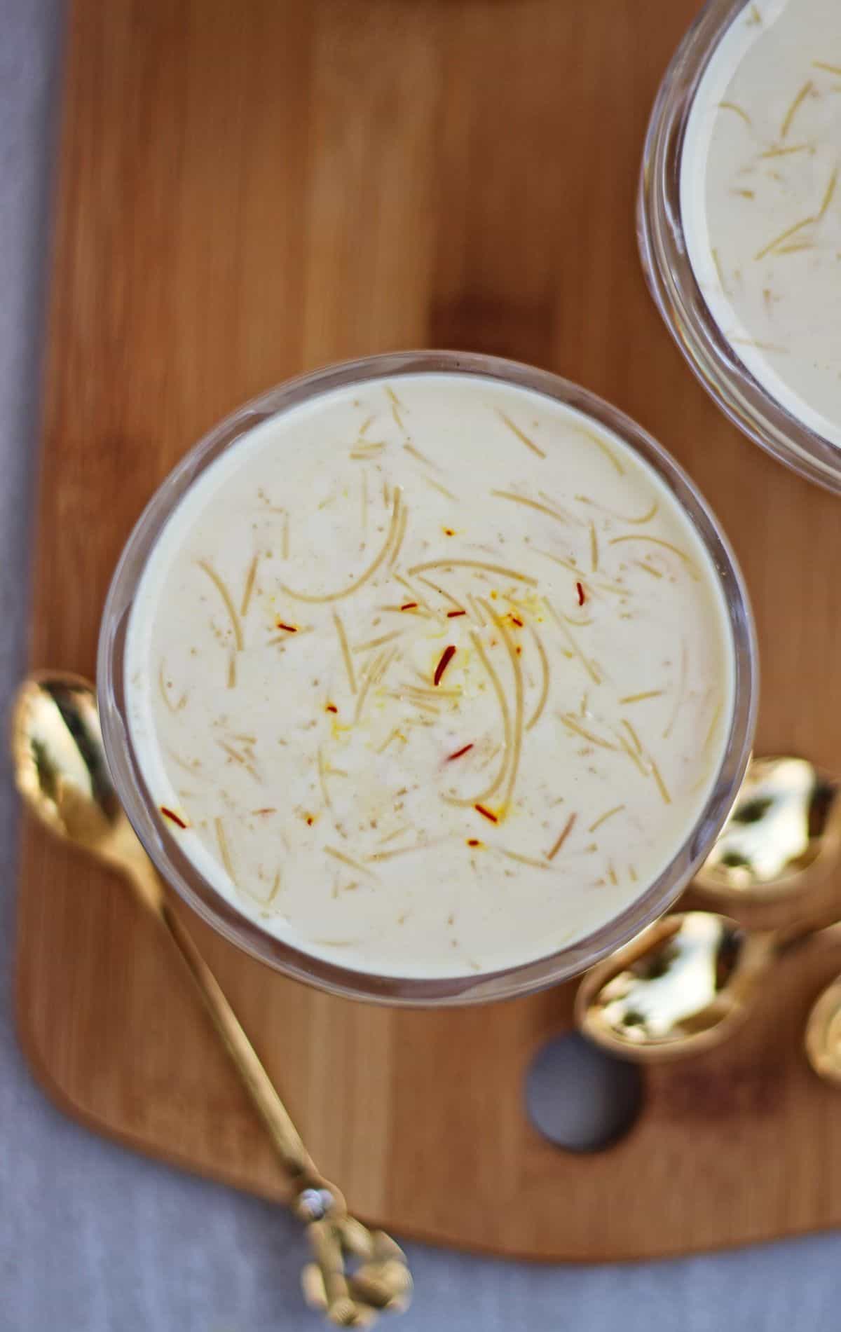 kheer with vermicelli and saffron threads on top