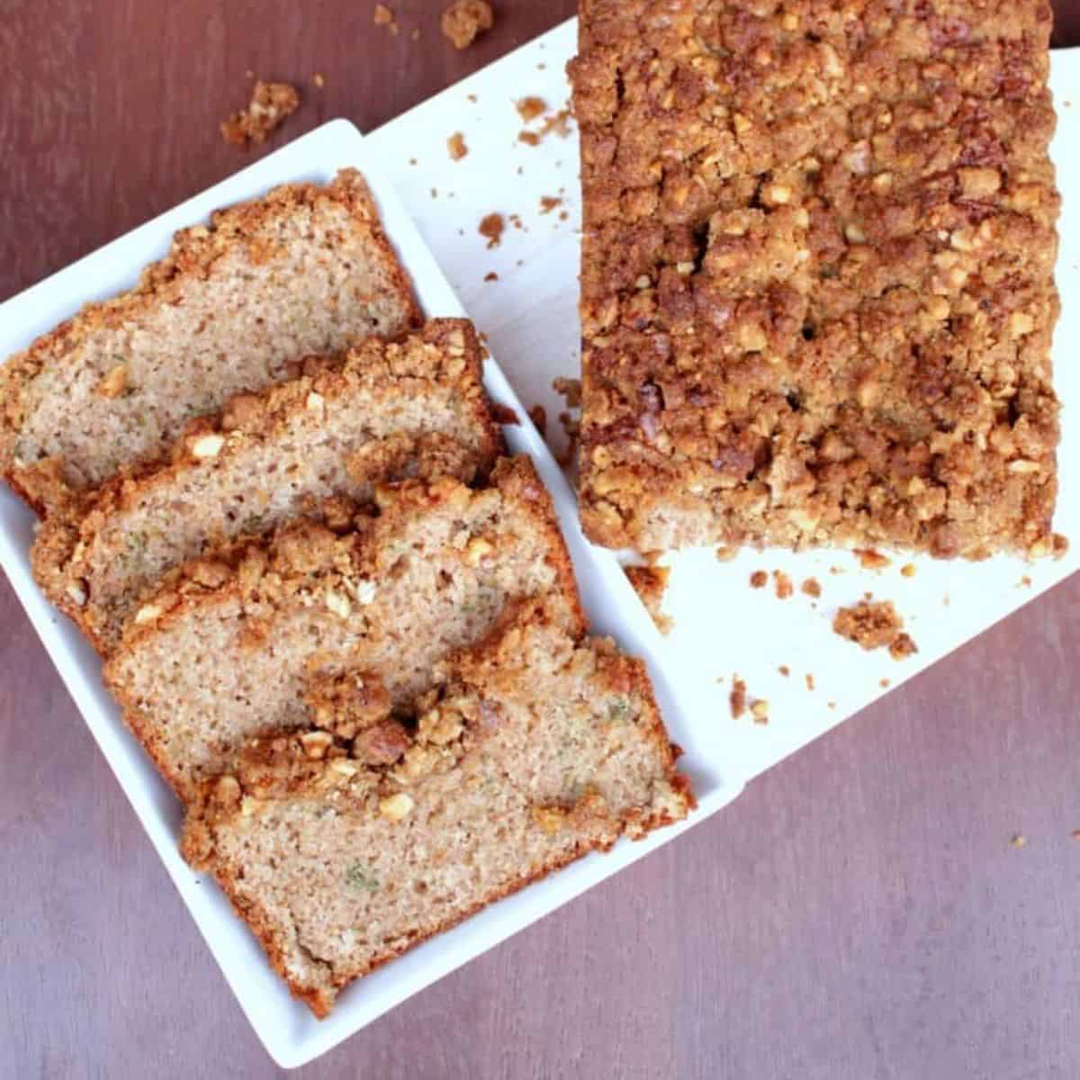 Zucchini Bread With Walnut Crumble Topping – Eggless