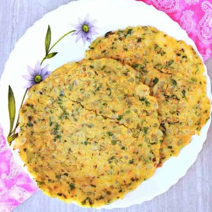 Akki Roti in a white plate - Featured Image