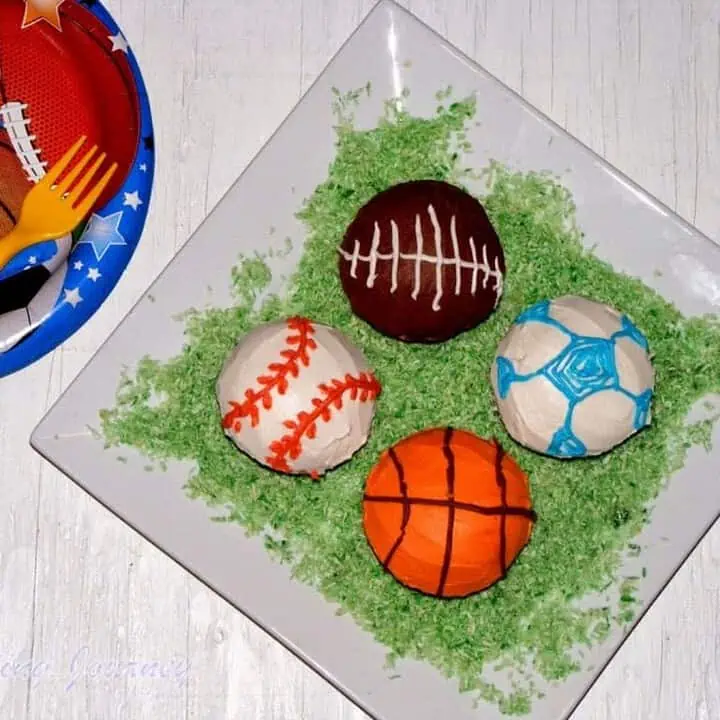 Vanilla Cup Cakes with Butter Cream Frosting, Sports Themed - Featured Image